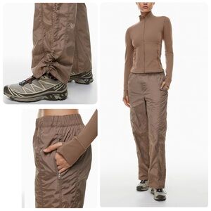 Aritzia TNA Prima Pant Mid Rise Relaxed Fit Dance Pants Deep Taupe Size Medium